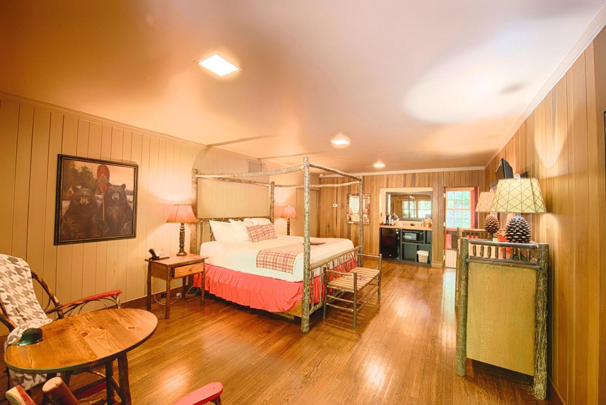 Historic Tapoco Lodge Resort Extérieur photo
